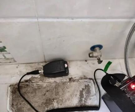 丰顺屋顶漏水维修公司分享下卫生间漏水的危害及解决方法